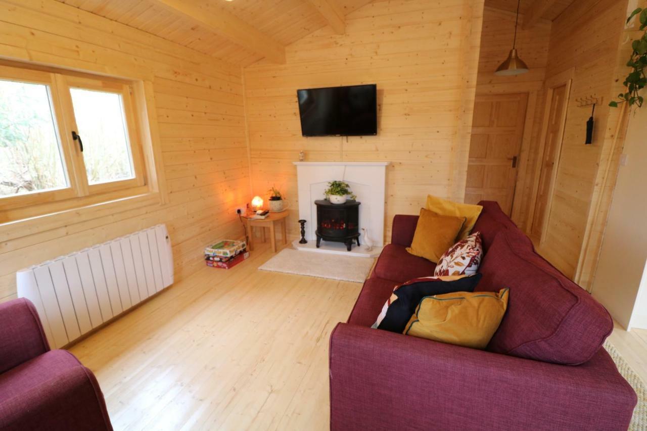 Inisean Lodge Log Cabin -Part Of Inisean B&B Dungloe Extérieur photo